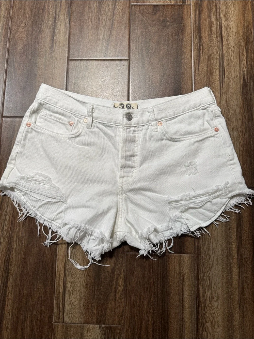 Free People/We The Free Loving Good Vibrations Cutoff Shorts in Spring White 29